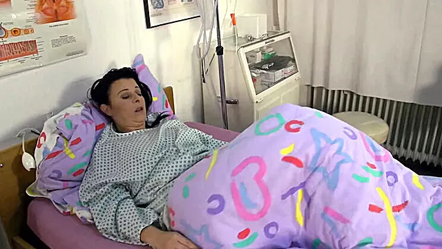 آماتور کون مقعد, اماتور, اماتور های زنهای کم سن بالغ, میلف آنال آماتور, انال کون گنده خشن