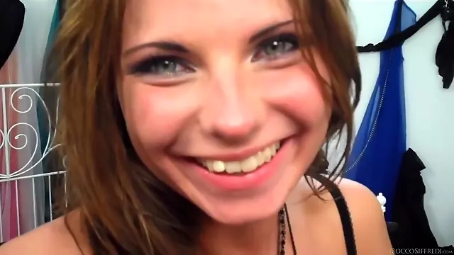 Anál Zezadu, Blondýnky Anal, Anál Tattoo, Anální Hračky, Blondyny Zezadu, Tetování Blondýna