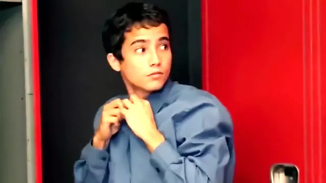 Fussfetisch, Jungesfetisch, Firsting Bei Mutter, Sexy Füße, Raue Füsse, Hardcore Teenie, Mutter Nicht Zuhause