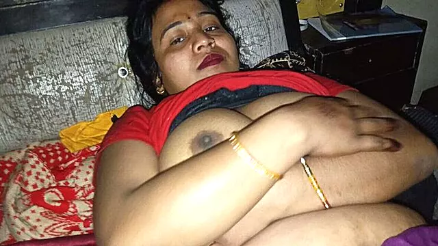 Pinky Bhabhi Fingers Her Wet Pussy and Squirts in Hot Homemade Indian Video