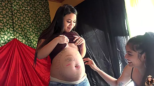 Brunete Busty, Tate Mari Lesbience, Tate Mari, Brunete Tatuate, Lesbiene Fetiș, Gravide Lesbi