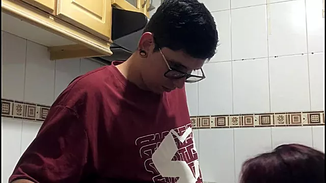 Amateur Grosser Arsch Anal, Amateur Küche, Hausgemacht Anal, Große Brüste Masturbieren, In Der Fotze Kommen