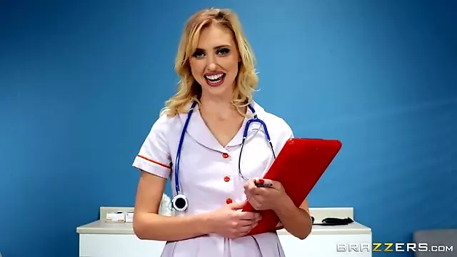 Cur Paros, Blonde Naturale, Poze Cu Sani Si Pizde, Buci Si Tate Mari, O Fute In Picioare, Pizde Paroase Futute In Cur