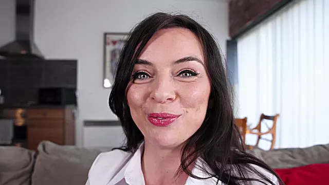 Dessous Babe, Babe Brünette, Lingerie Brünette, Brünette Masturbation, Heiße Brunette Mastubiert Selber