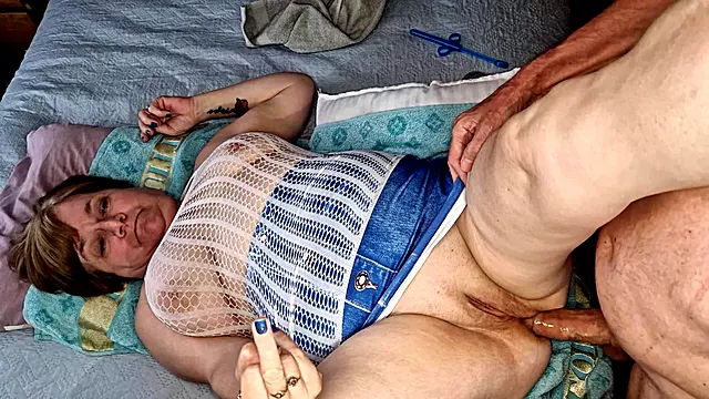 Fed Amatør Anal, Amatør Crempie, Amatør Bedstemor, Sprøjt I Anal, Buttet Anal, Fed Bedstemor Anal