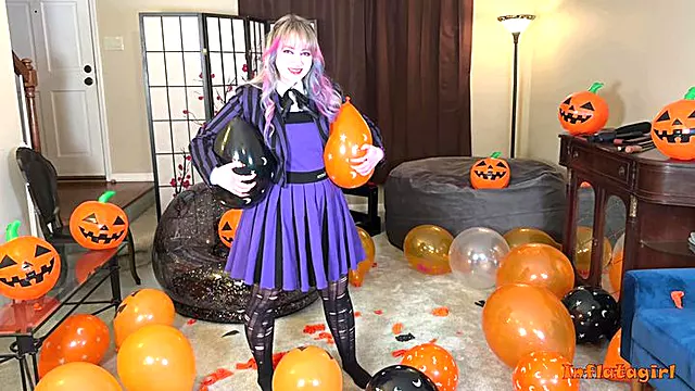 Enid Wolfs Out And Nail Pops Halloween Balloons - Balloon Pop Fetish - Balloon Mass-Pop - Nail Pop - Inflatagirl