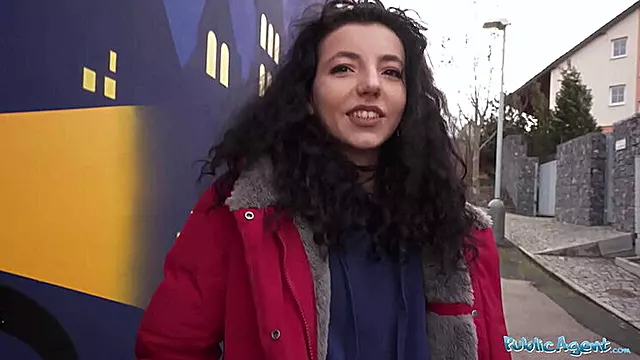 Cavan 18 Yaş, Got Gozel Qiz Calansik, Gözel Memeler, Böyük Və Kiçik Sik, Yekə Amcıq, Döş Arası Minət