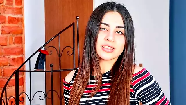 Toys Teen Webcam, Bugyiban Játékszer, Hosszu Punci, Tini Borotválás, Haj Borotv, Vékonyka Amatőr