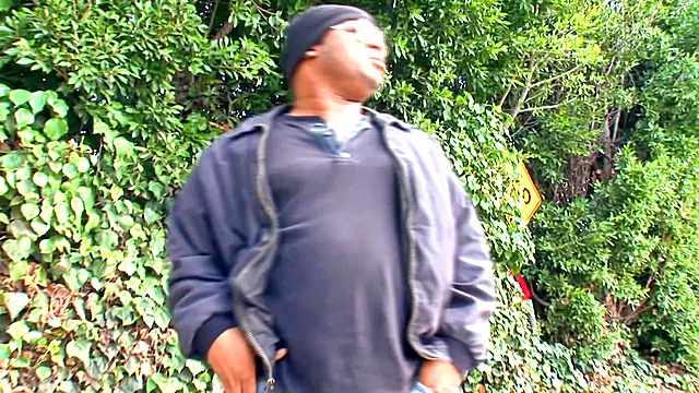 Young white guy sucks and fucks chubby black thug