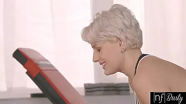 Masiranje Pa Jebanje Bakice, Velike Picke Lizanje, Velike Sise Masturbacija, Crnke, Lesbian Fitnes
