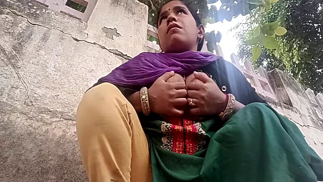 Indian Bhabhi