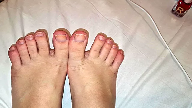 Long Needed Toe Polish Clean