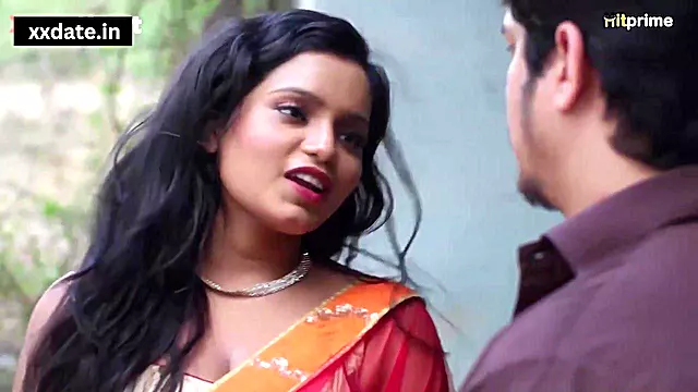 Gorgeous Indian babes erotic hot video