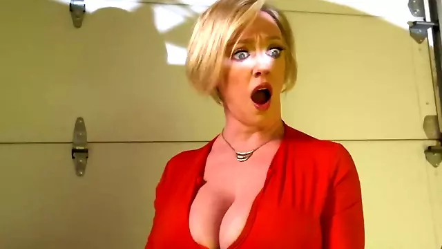 Anál Holky, Blondyna Anal Prsa, Blond Na Kozy, Vystriky, Shemale Vystrik, Šlapaní Po Penisu