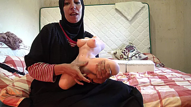 Amadora Arabe, Arabe Maturo Fudendo, Sujo Mature, Falando Sacanagem, Mulher Safada, Mulheres Com Bonecos