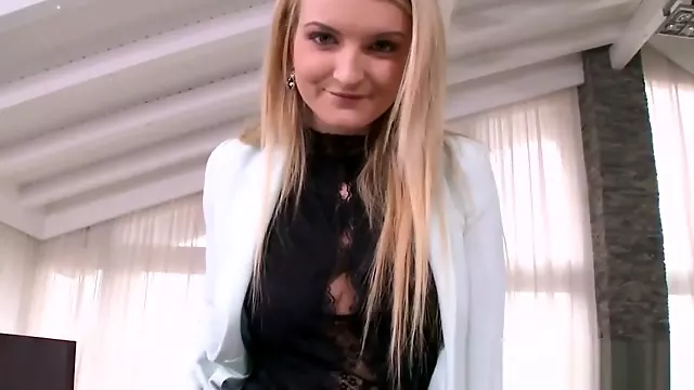 Velké Kozy A Péro, Punčochy Velký Prsa, Vystřik Velka Prsa, Punčochy Blondýny, Blond Na Kozy