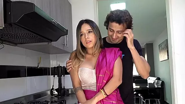 Fine blonde handles hefty dong in really hot POV kinks