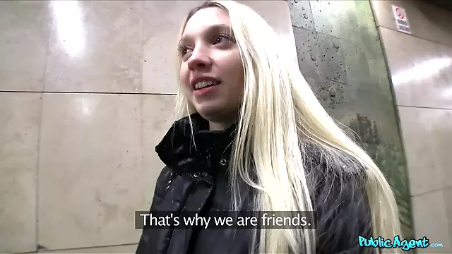Amatérska Blondyna, Doggy Style Amatéři, Amaterky, Amatérský Výprask, Blondynky, Blondýny Veřejnost