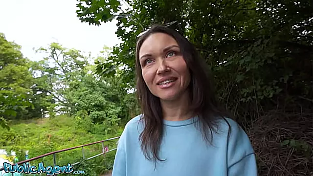 Grosser Schwanz Milf, Orgasmus Mit Big Cocks, Vollbusen Doggysstyle, Grosser Naturbusen Draussen