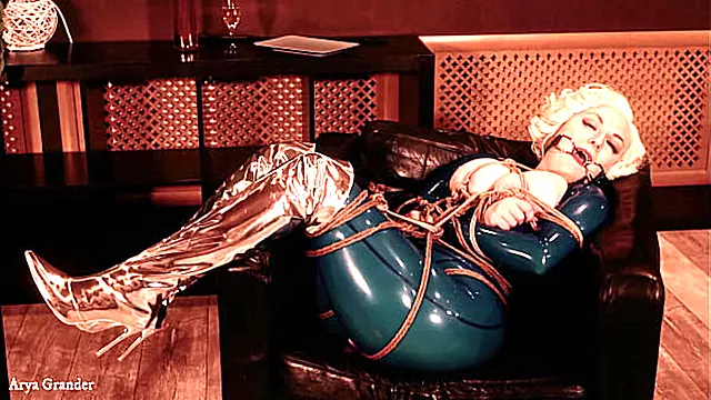 Zraly Zensky Bdsm, Bdsm Velká Prsa, Svázaný Velký Kozy, Velké Kozy Masturbace, Velký Přírodní Titted