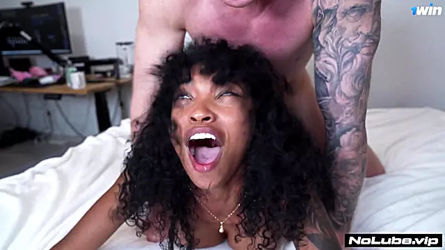 Doggy Style Amatéři, Amatéři Pár, Sexy Pradilko, Strikani Na Cernosky, Výstřiky Na Obličej