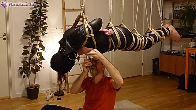 Amateur Titten, Rollenspiele, Leder Bdsm, Große Tittenfick, Leder Big Tits, Nippel, Nippel Klemmen