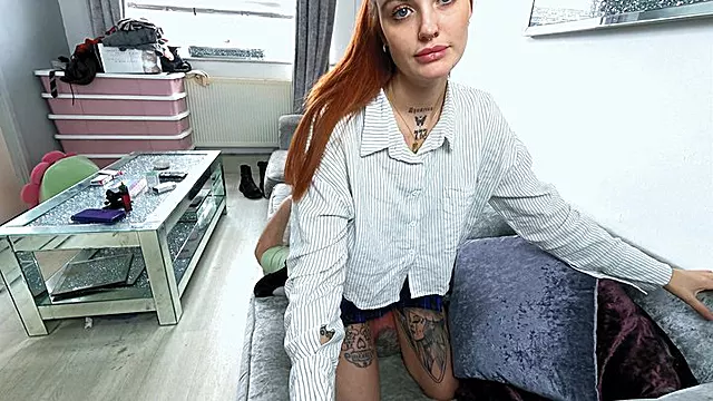 Blaues Rock, Gesichtssitzen, Gesicht Sitzen Unterm Rock