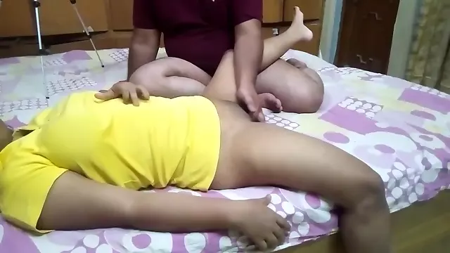 Bhen Ko Chodha Mom Dad K Jane K Baad(hindi Audio)