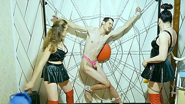 Bdsm Dominación, Esclavas Bdsm, Ddsm, Azotes Con Vara, Humillacion Polla, Hard Dominacion, Escravas Dominadas