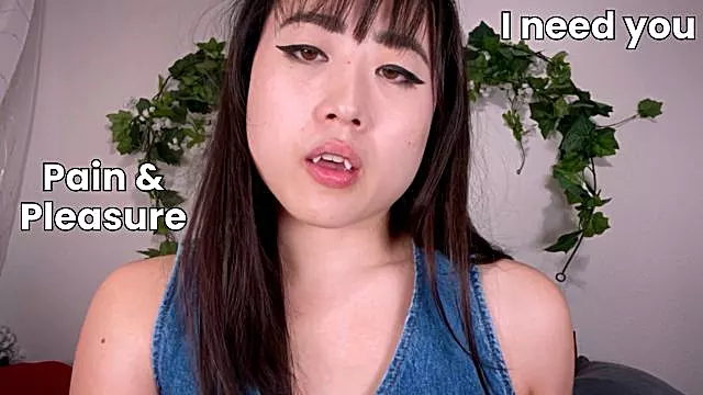 Minettes Asian, Babe Gros Seins, Don't Bite Me Babe, Adoration Bite, Pov Femme, Seins, Femme Rend