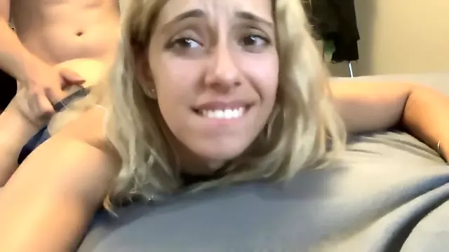 Paying Walmart slut to come fuck me